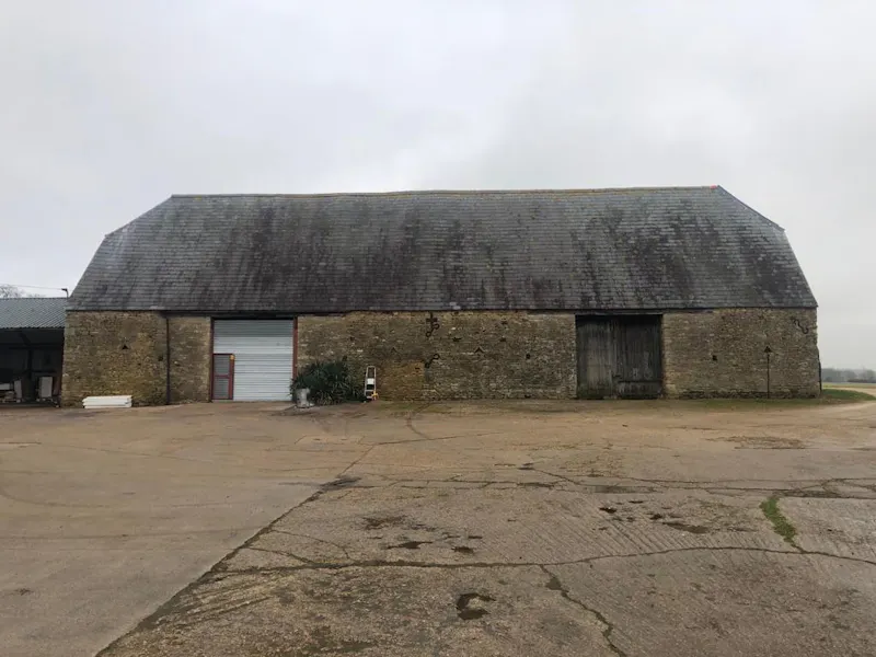 Stable / Outbuildings at Neo-classical Bedford house, A1438 (photo 43)