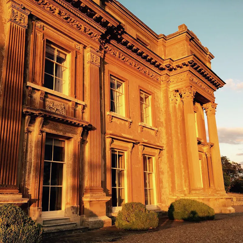 Neo-classical Bedford house, A1438 (photo 139)