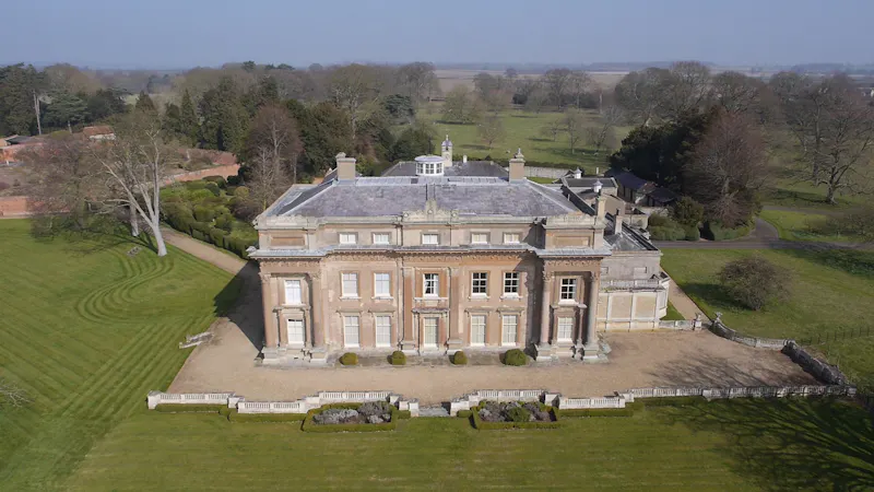 Neo-classical Bedford house, A1438 (photo 33)