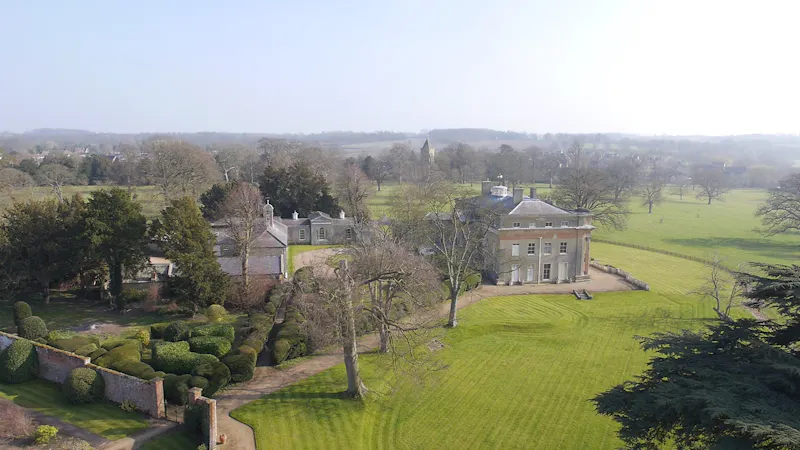 Neo-classical Bedford house, A1438 (photo 145)