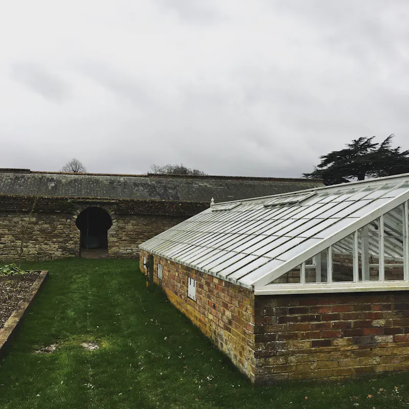 Conservatory at Neo-classical Bedford house, A1438 (photo 129)