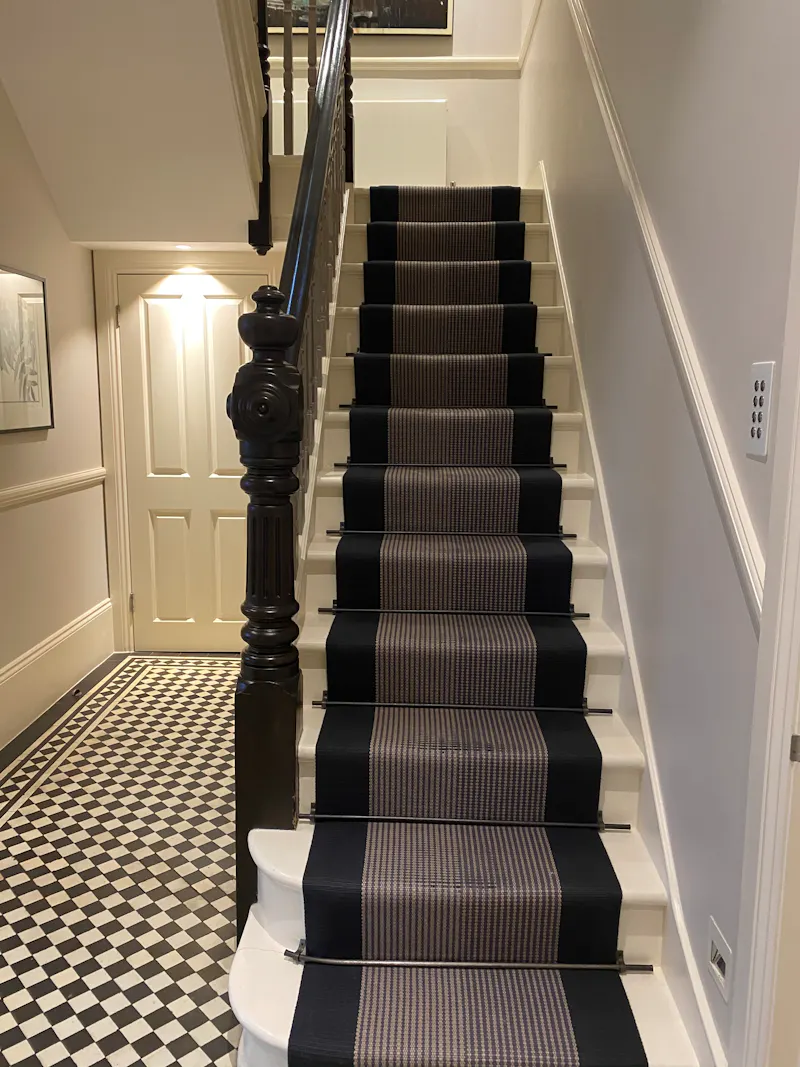 Staircase at Victorian house Brondesbury , B1913 (photo 10)