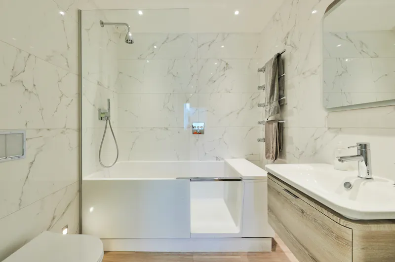 Tiled at Modern Chiswick townhouse , D2492 (photo 13)