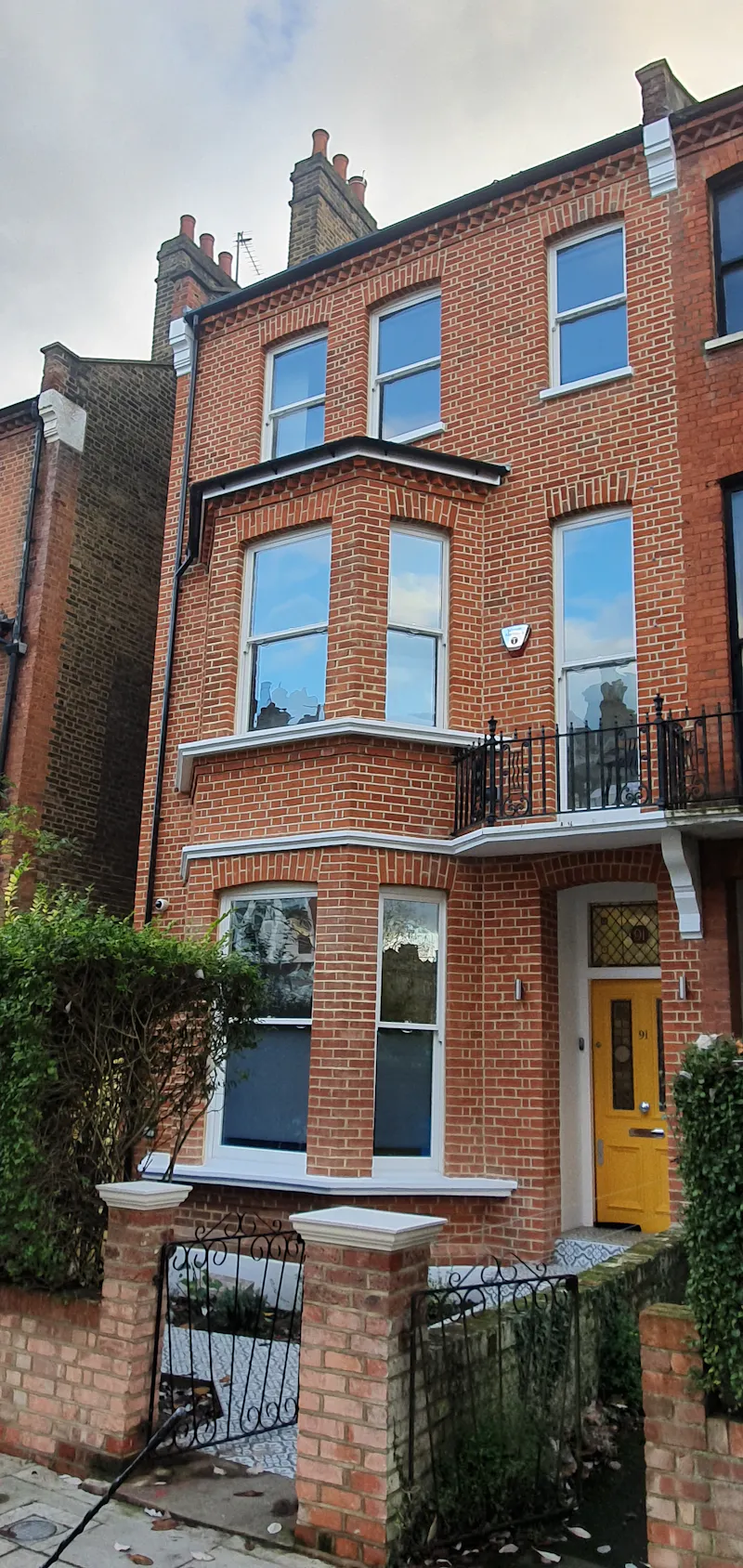 Victorian terrace in Hampstead, B1905 (photo 1)