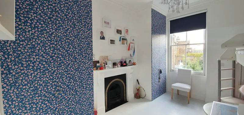 Wallpaper at Victorian terrace in Hampstead, B1905 (photo 24)