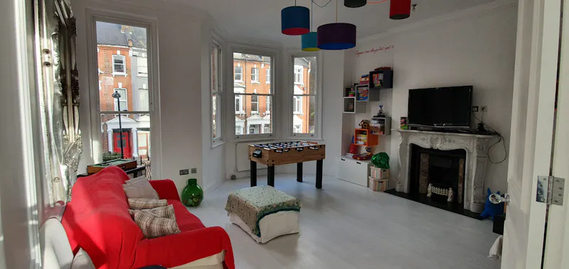 Living Room at Victorian terrace in Hampstead, B1905 (photo 27)