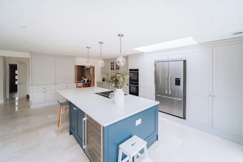 Kitchen at Modern semi in Weybridge, D2509 (photo 1)