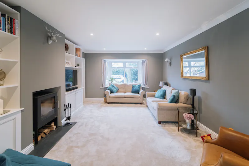Sitting room at Modern semi in Weybridge, D2509 (photo 14)