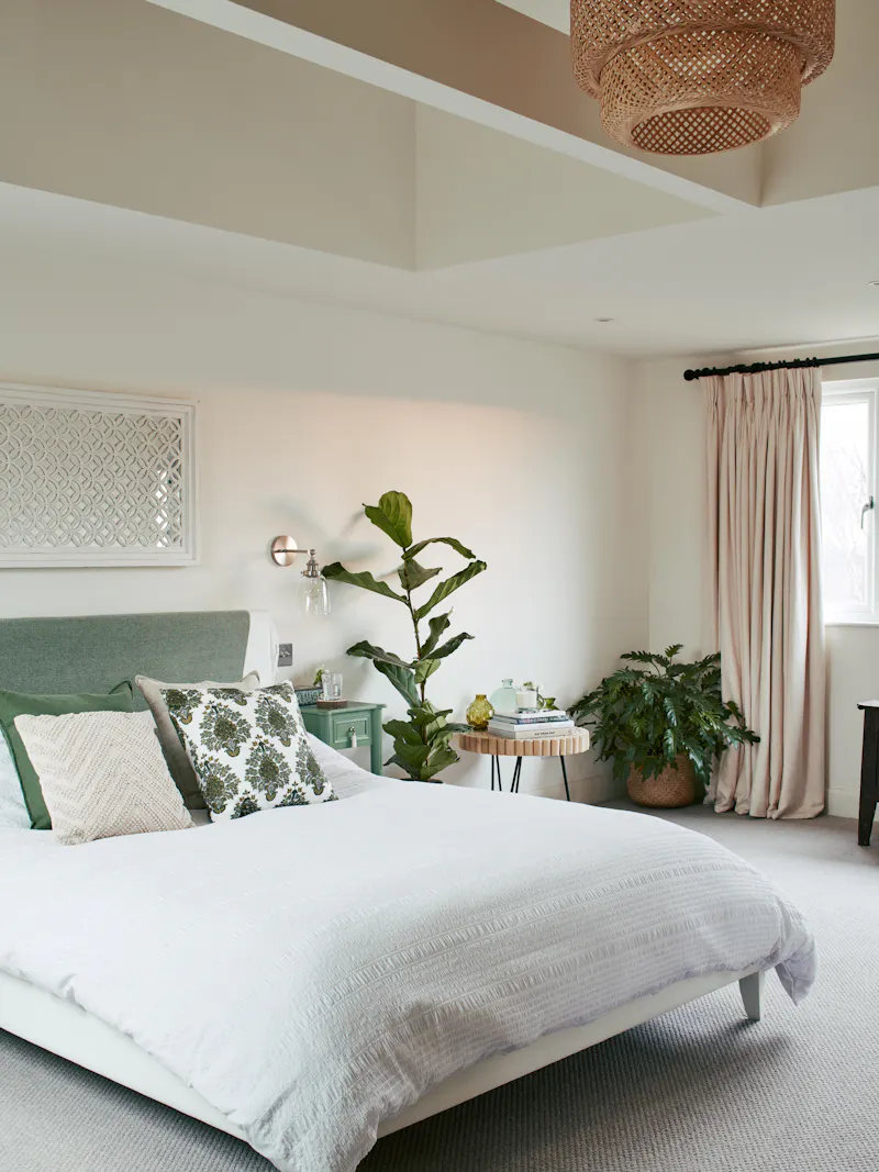Bedroom at Renovated 1930s house Enfield, D2518 (photo 16)