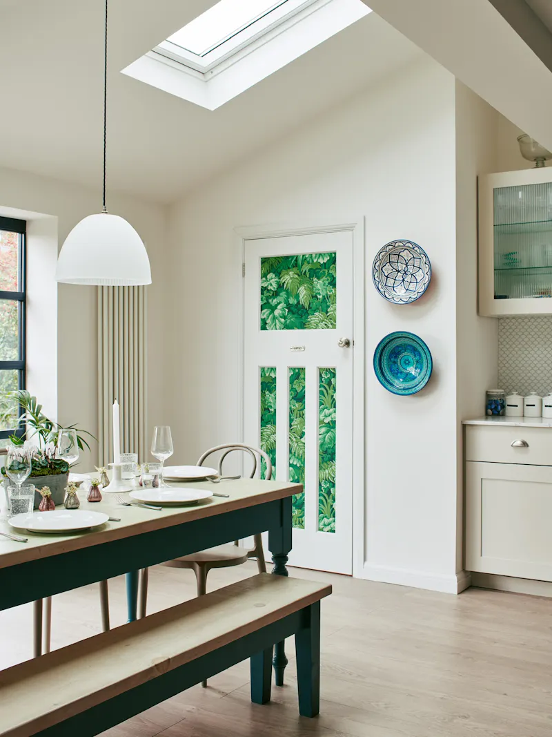 Dining room at Renovated 1930s house Enfield, D2518 (photo 7)