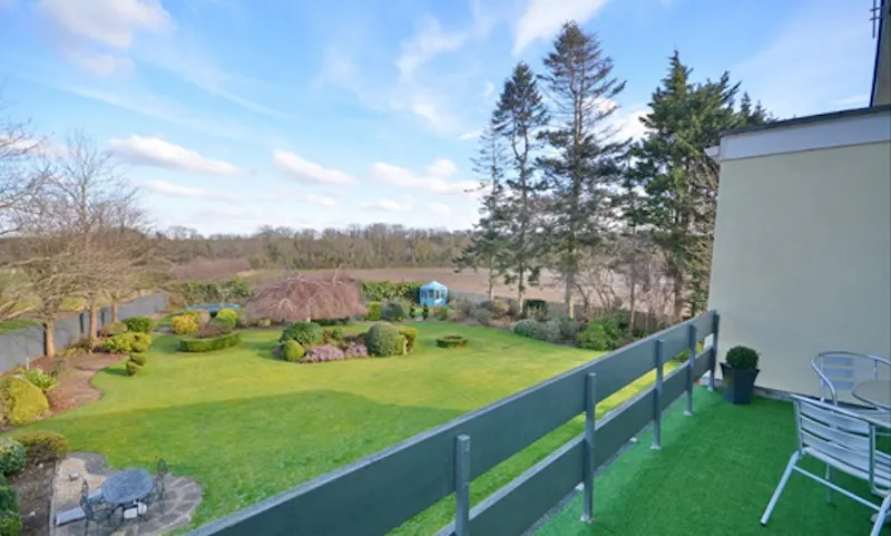 Garden at Modern Cheshire Country Home , D2499 (photo 23)