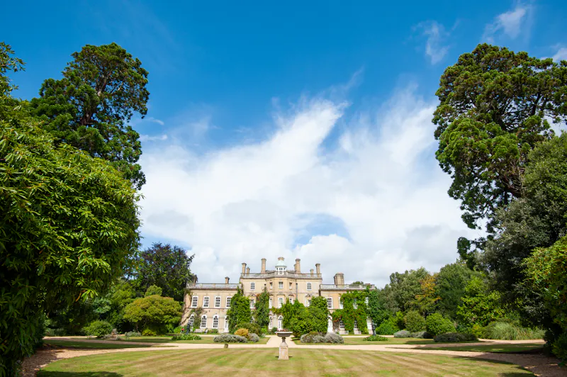Garden - formal at Historic Lymington stately, E406 (photo 34)