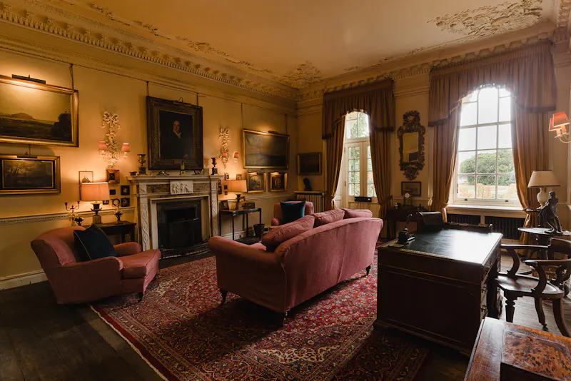 Study at Historic Lymington stately, E406 (photo 12)