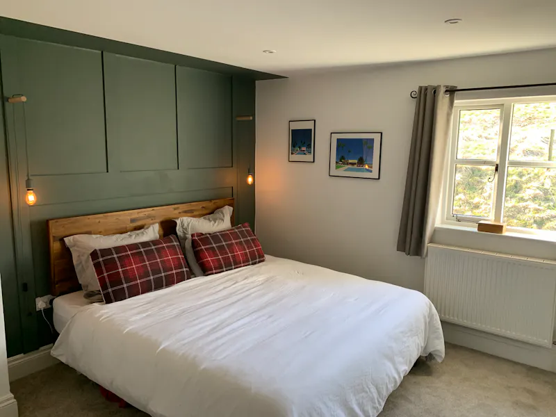 Bedroom at Modern Farmhouse Cheshire, L720 (photo 26)
