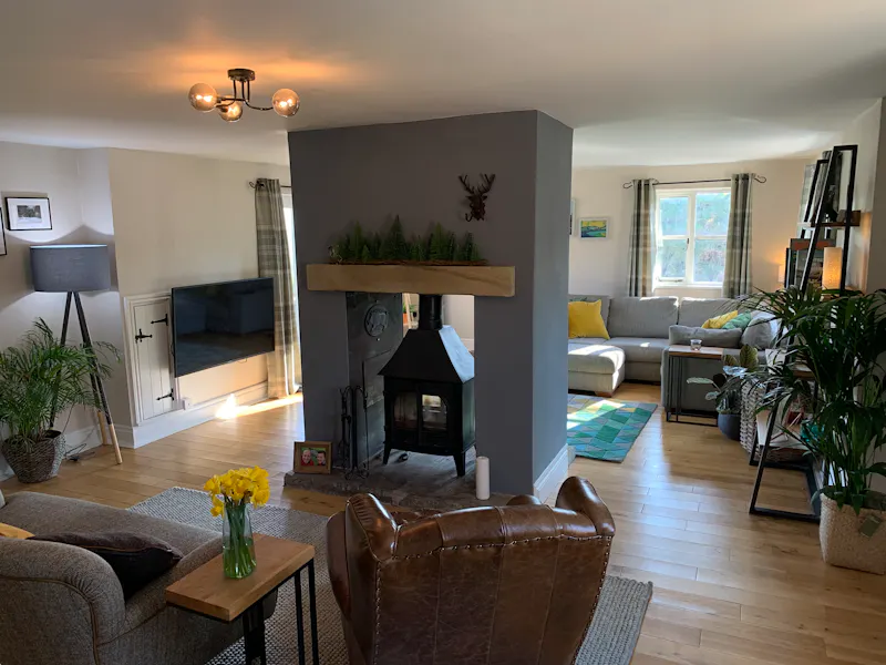 Living Room at Modern Farmhouse Cheshire, L720 (photo 3)