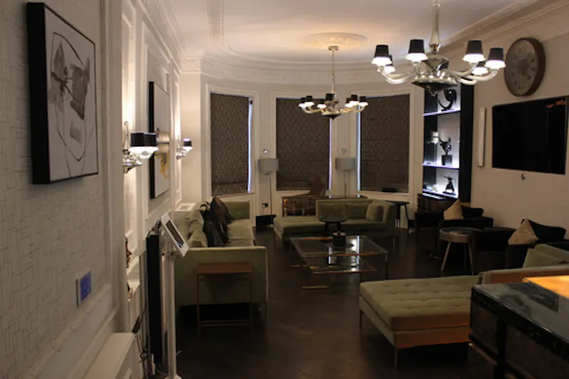 Living Room at Mayfair luxe apartment, F1213 (photo 4)