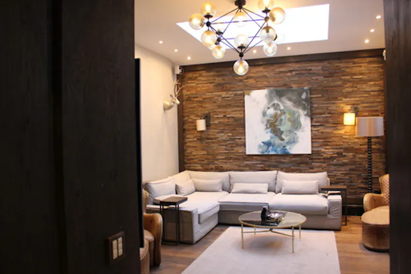 Floor - wooden at Mayfair luxe apartment, F1213 (photo 6)