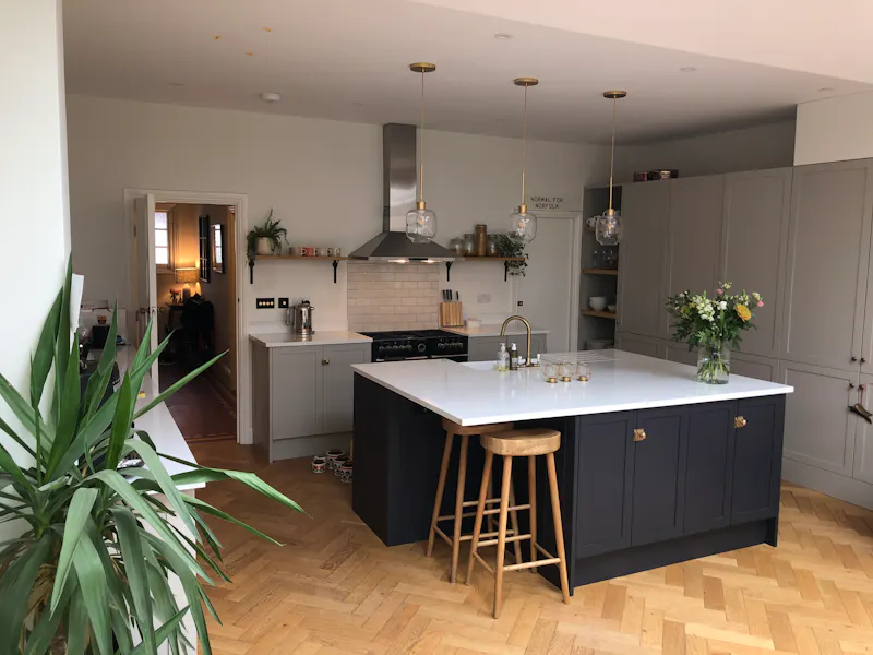 Kitchen at Edwardian terrace house Ealing , E487 (photo 1)