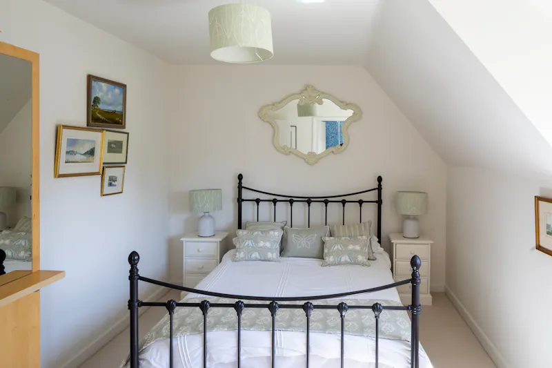 Bedroom at Great Horwood Cottage, CH114 (photo 12)