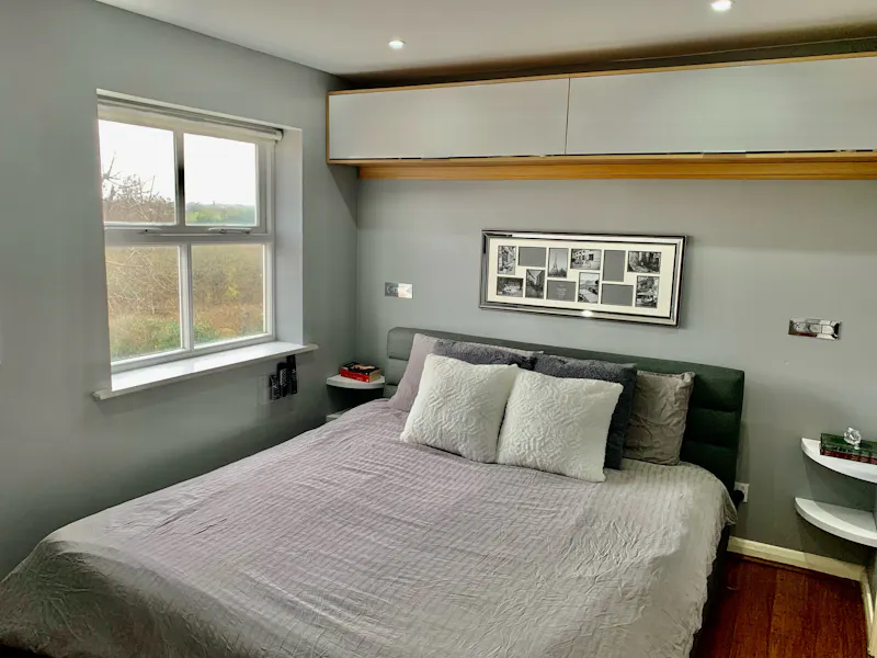 Bedroom at Red-brick Wheldrake house, D2489 (photo 12)