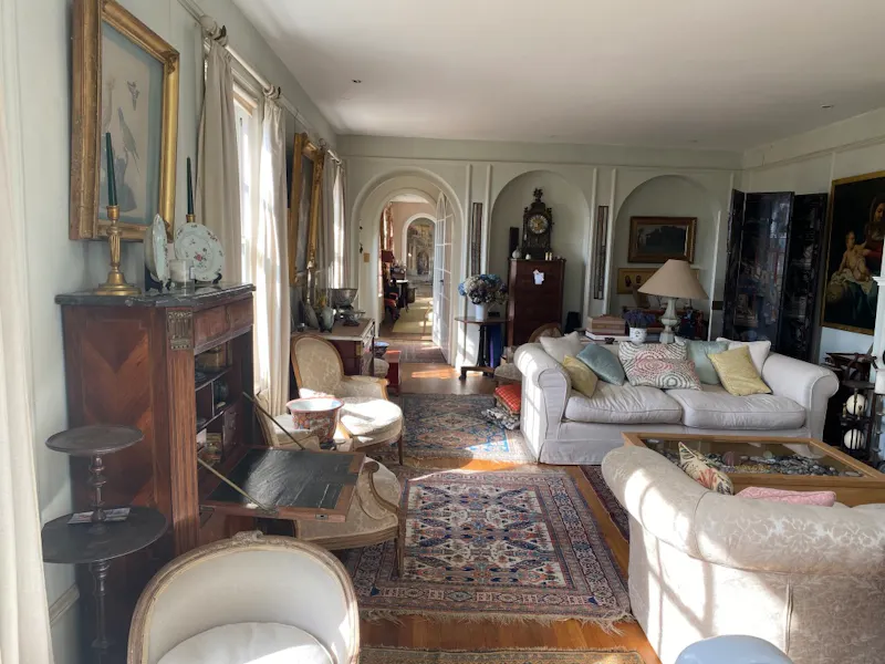 Living Room at  Arts & crafts house Ewhurst, E486 (photo 8)