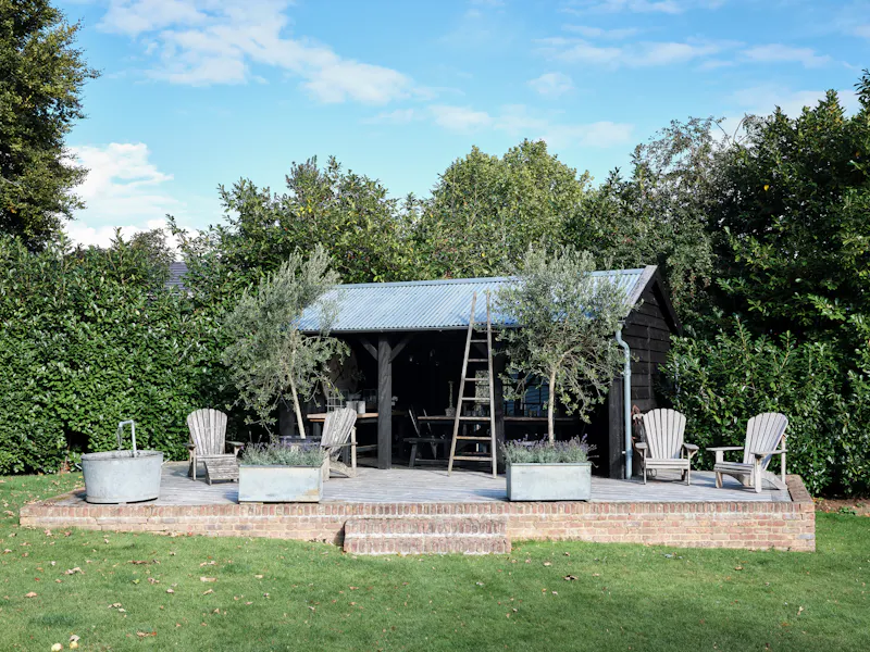 Summer house at Converted barn in Shiplake, D2258 (photo 80)