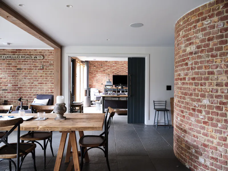Converted barn in Shiplake, D2258 (photo 18)