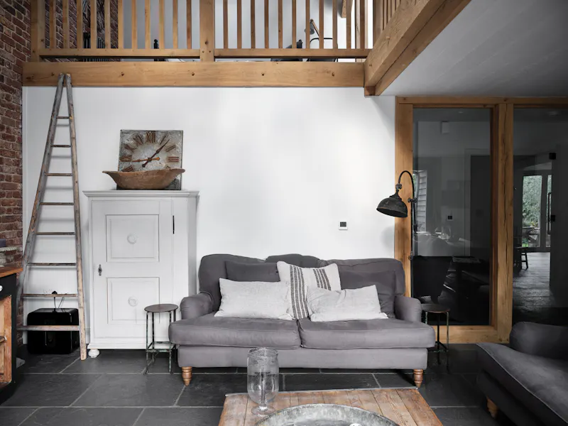 Mezzanine at Converted barn in Shiplake, D2258 (photo 26)