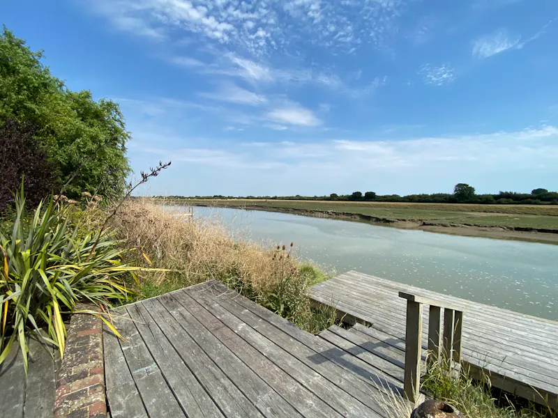 Views - country at Stunning Rye house on river , D2519 (photo 19)