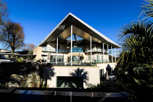 Modern Sevenoaks house, K361