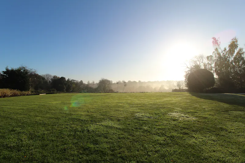 Views - country at Modern Sevenoaks house, K361 (photo 40)