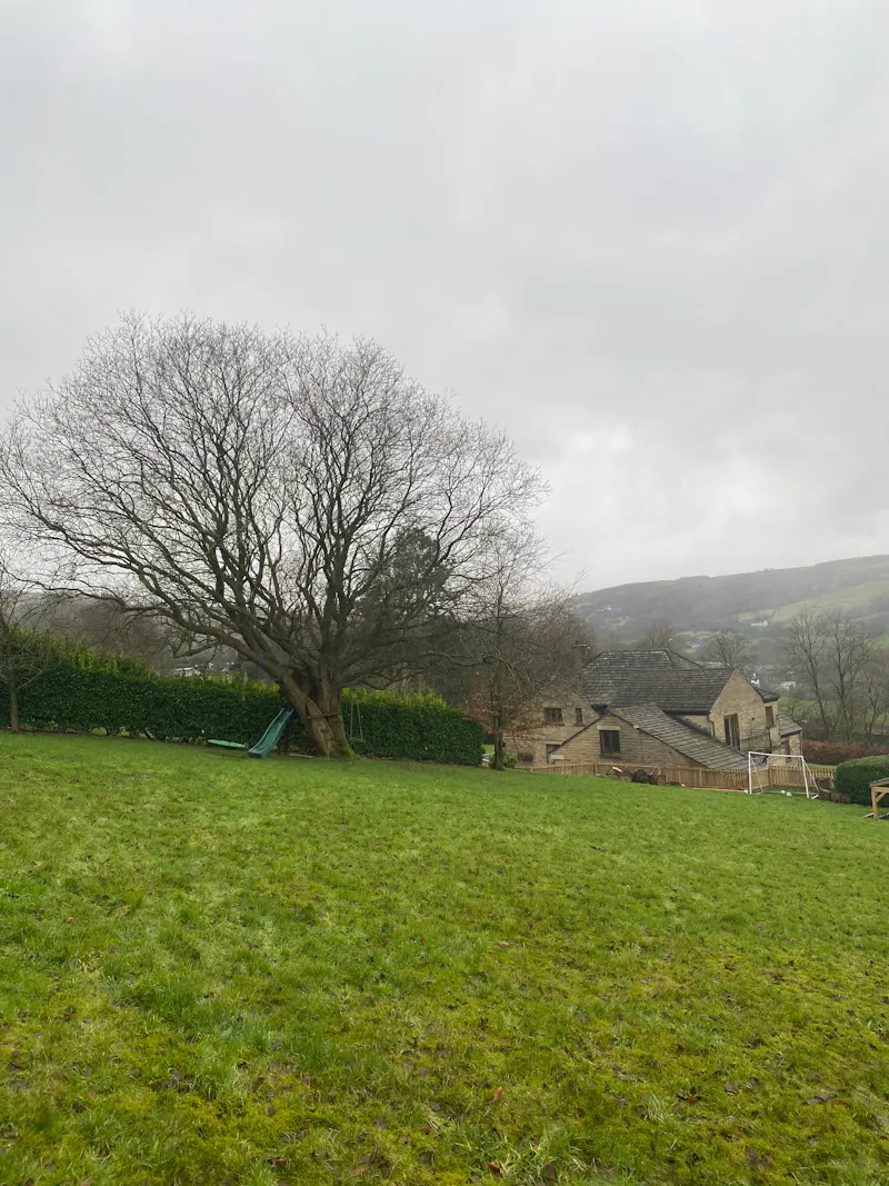 Large detached house Marsden, D2527 (photo 22)