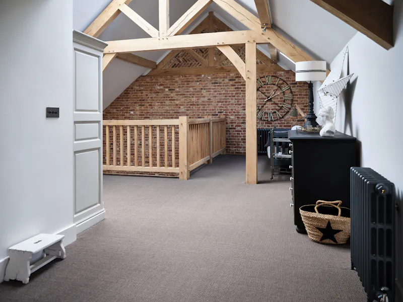 Converted barn in Shiplake, D2258 (photo 42)