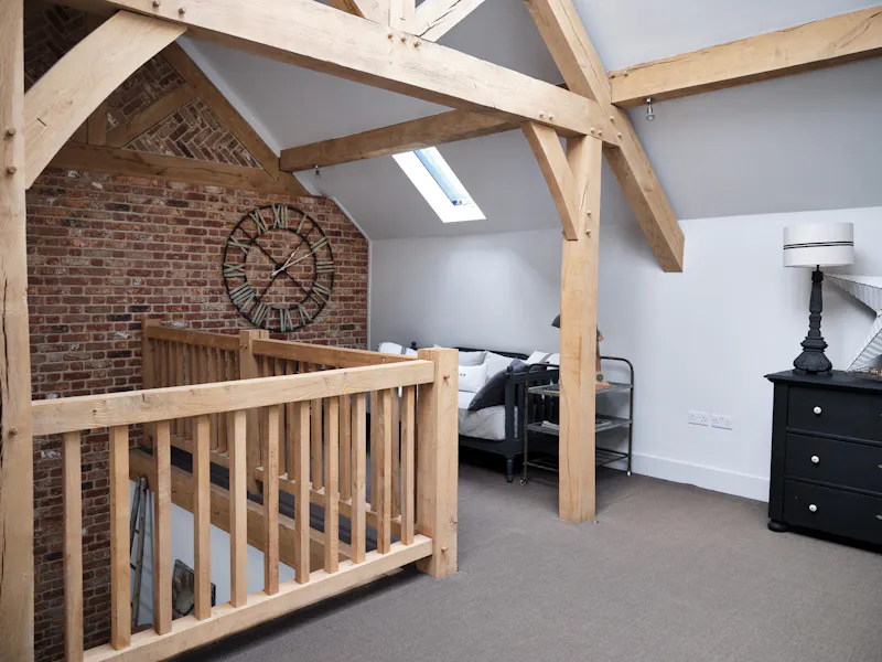 Converted barn in Shiplake, D2258 (photo 43)