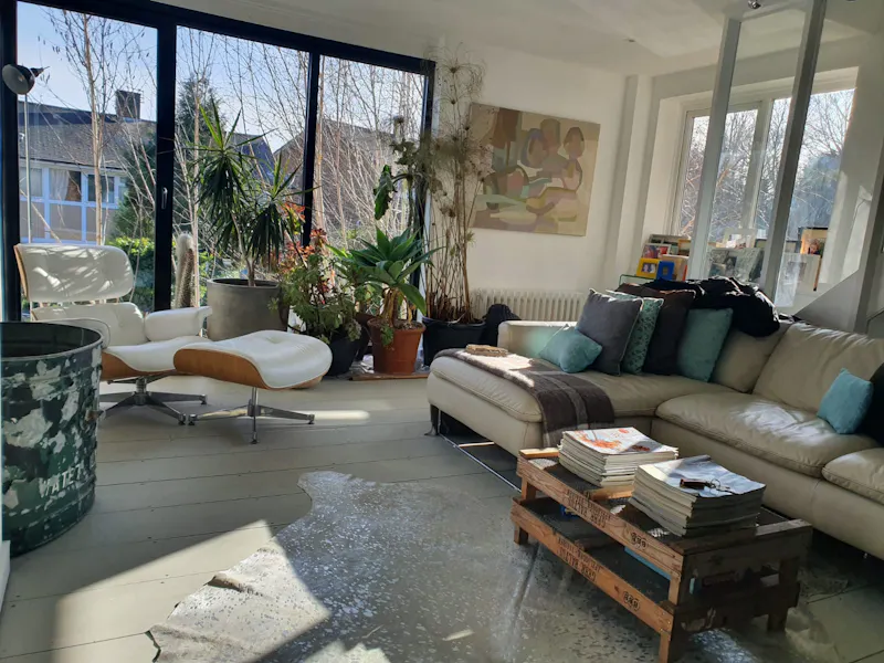 Living Room at 1960's botanical house London, D2548 (photo 2)