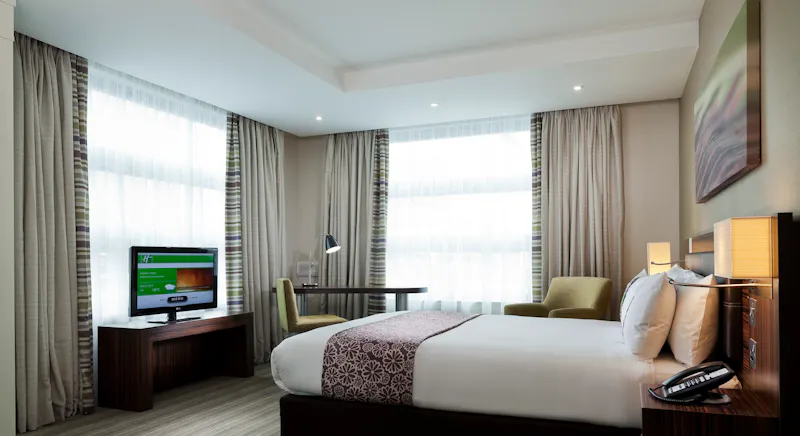 Bedroom at Modern hotel in Whitechapel, R843 (photo 16)