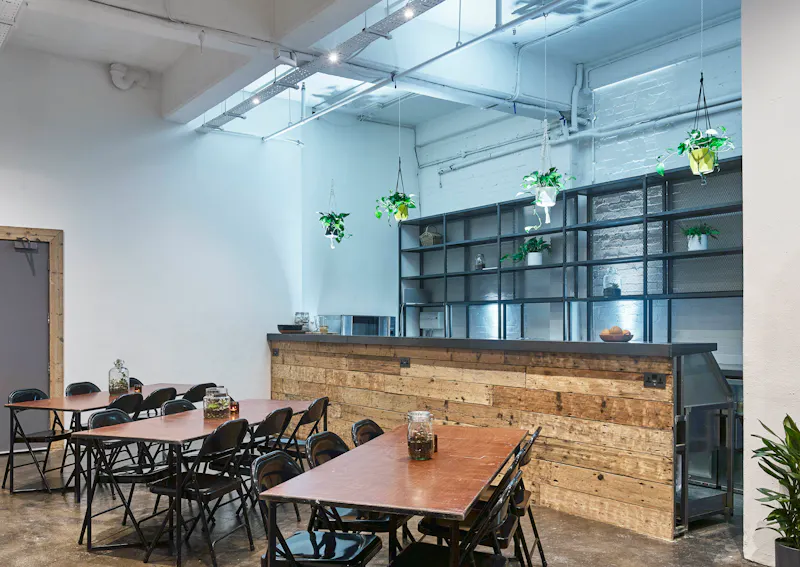 Versatile Shadwell studio space, N391 (photo 6)