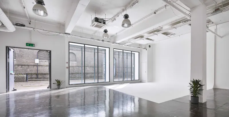 Versatile Shadwell studio space, N391 (photo 12)