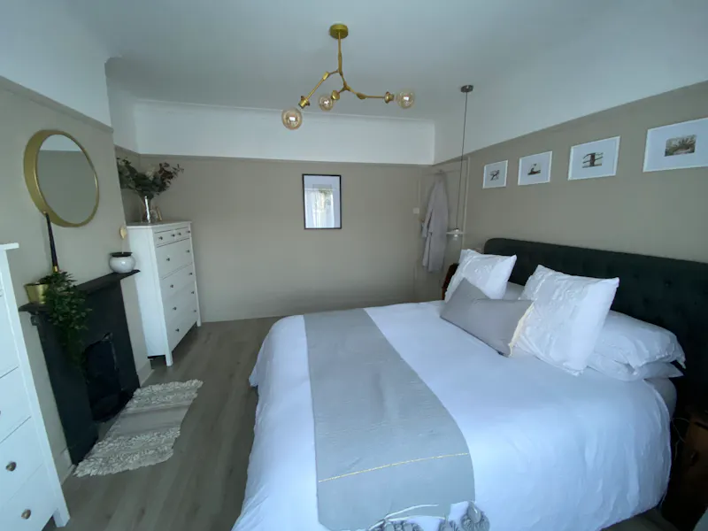 Bedroom at 1930's semi in Abbey Wood, D2545 (photo 17)