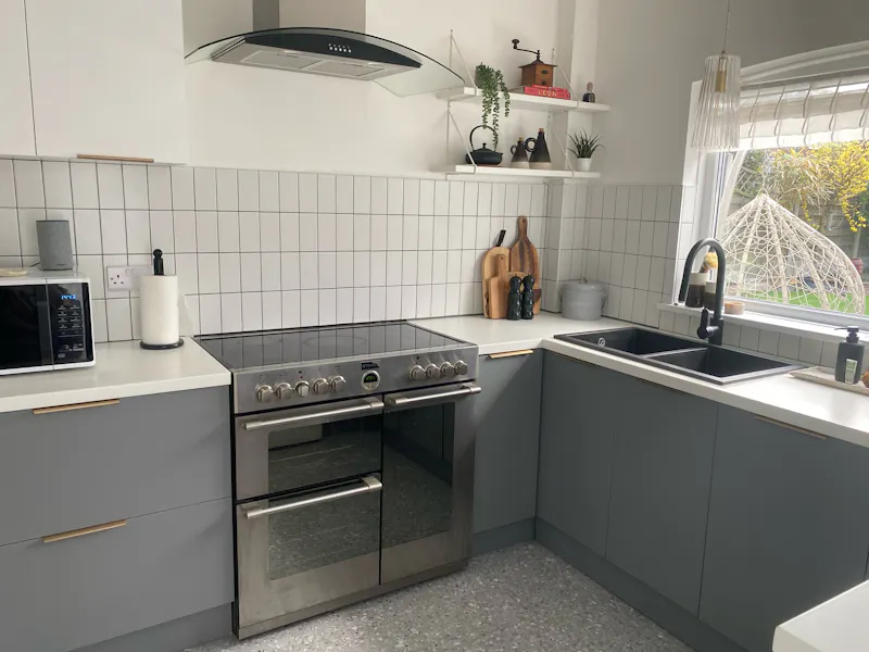Kitchen at 1930's semi in Abbey Wood, D2545 (photo 6)