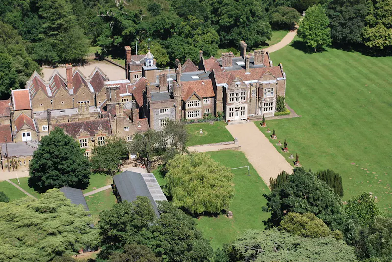 Victorian manor & school, J221 (photo 60)