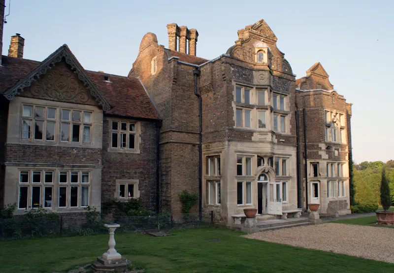 Victorian manor & school, J221 (photo 56)