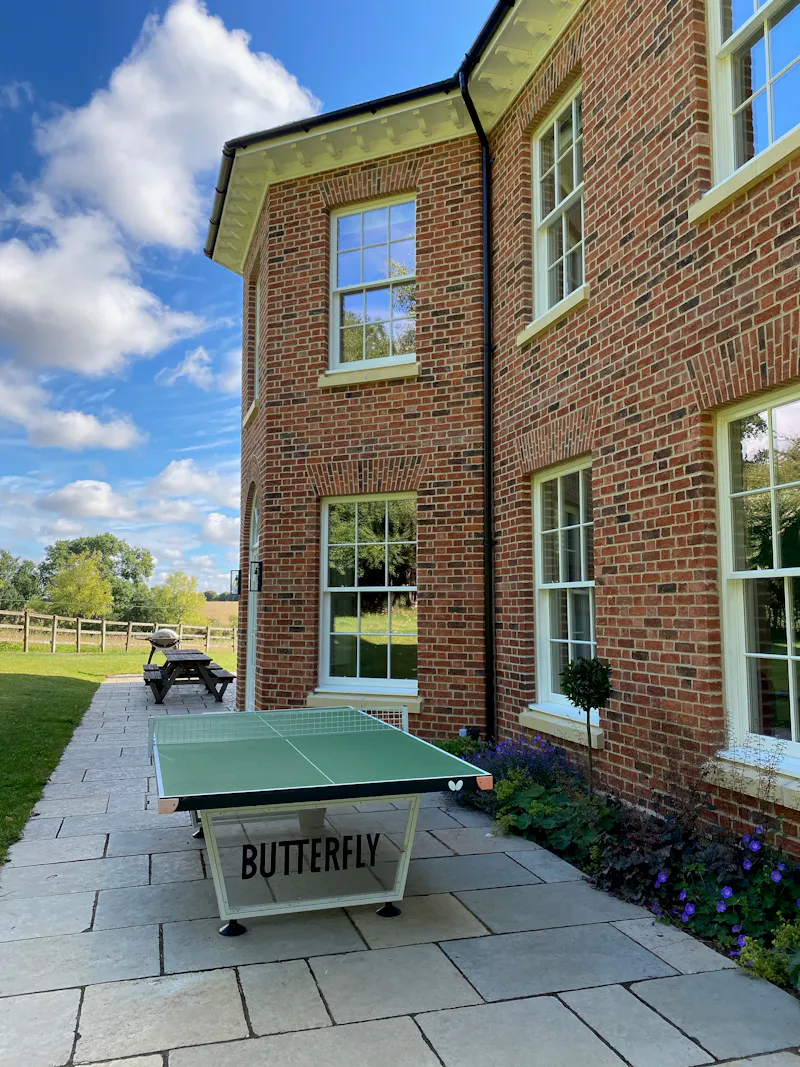 Terrace/Patio at Modern mansion Nr Buntingford, D2528 (photo 42)