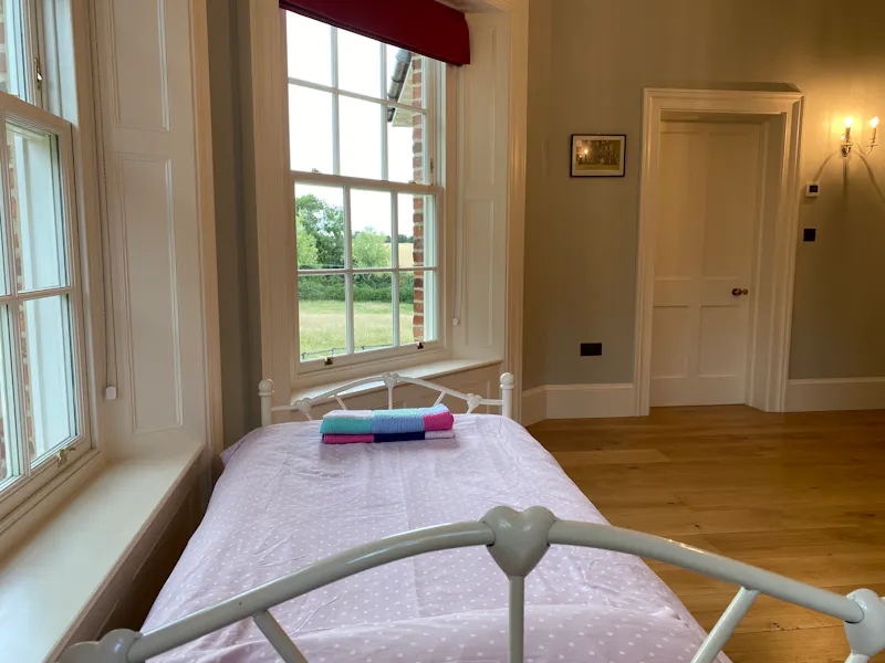 Modern mansion Nr Buntingford, D2528 (photo 24)