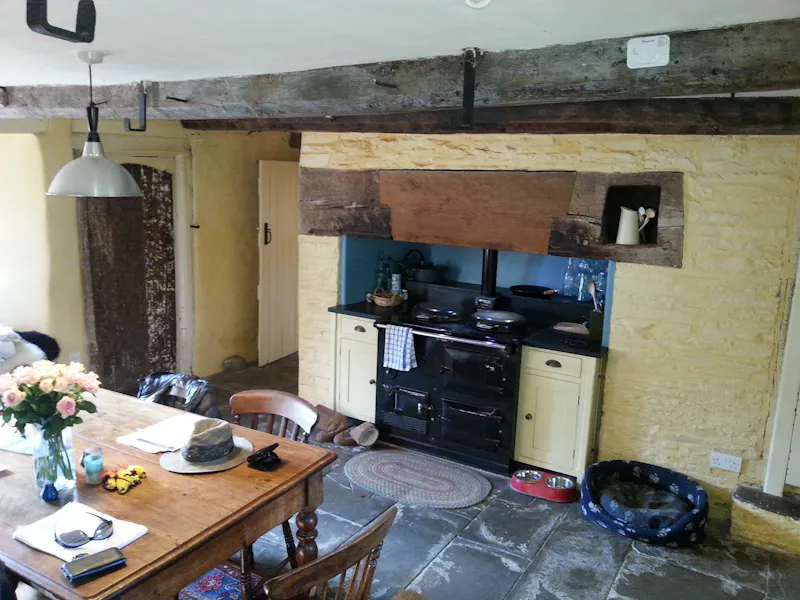 Aga at Stone house & outbuildings Hay, L726 (photo 2)