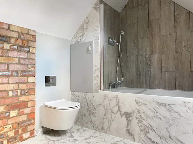 Bathroom at Renovated bungalow in Mursley, D2491 (photo 17)