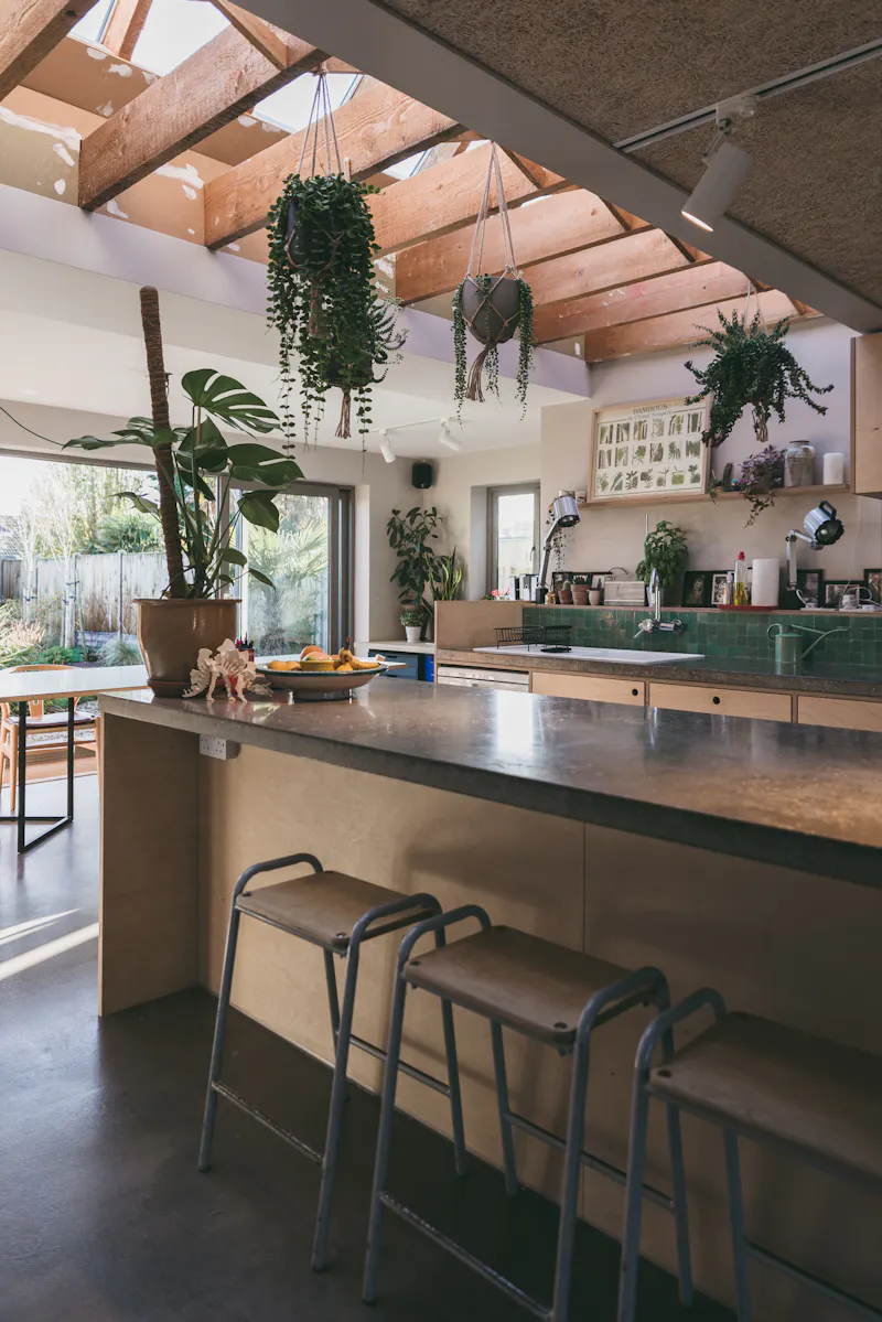 Beams at Kent Beachside Bungalow , C935 (photo 4)