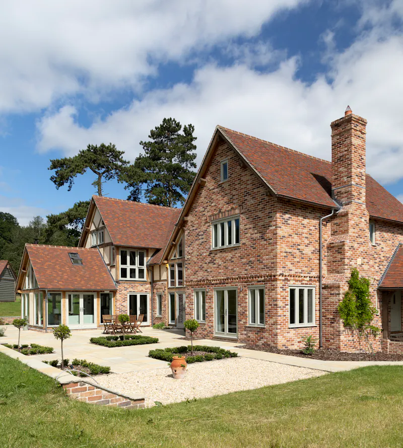 Terrace/Patio at Modern farmhouse in Newbury, L719 (photo 23)
