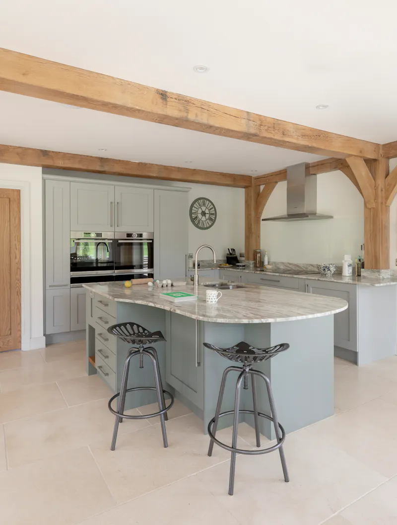 Modern farmhouse in Newbury, L719 (photo 8)
