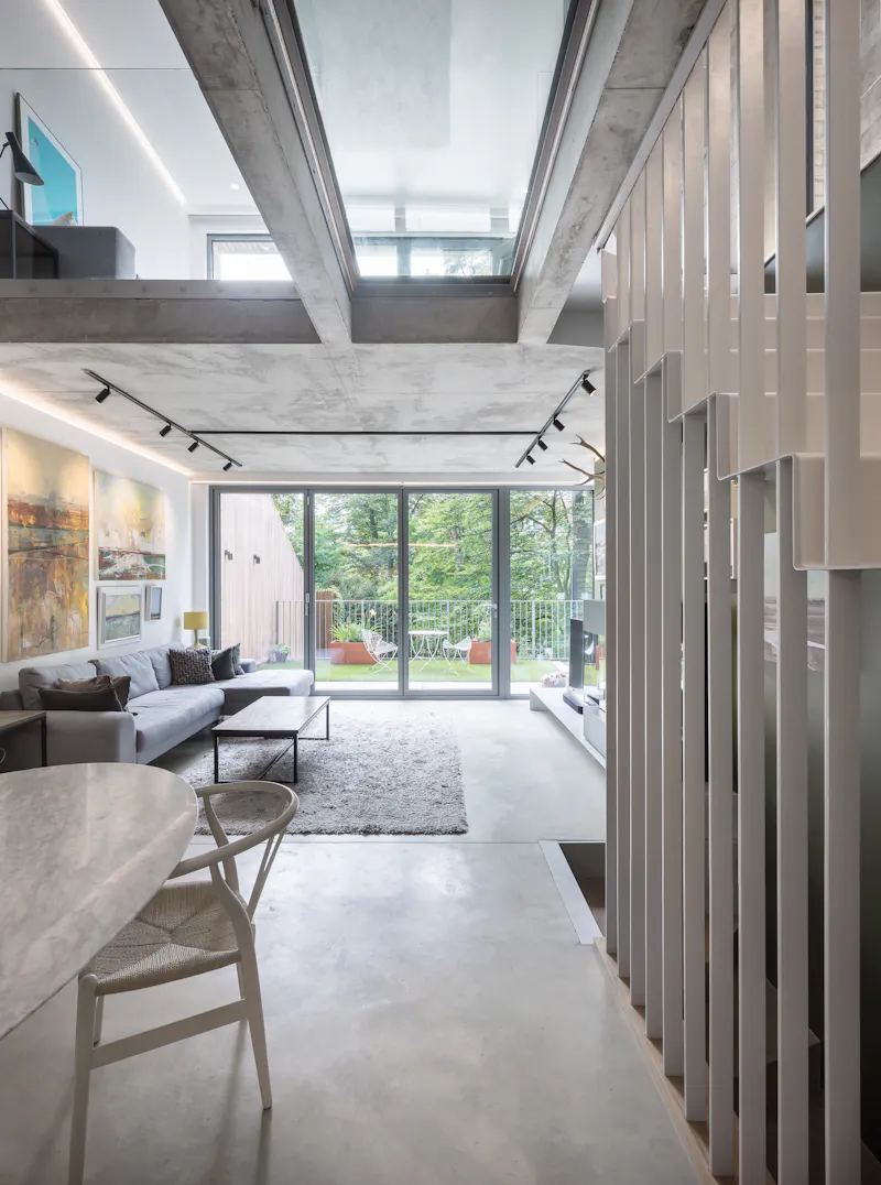 Open plan at Striking modern Dulwich house, D2507 (photo 4)